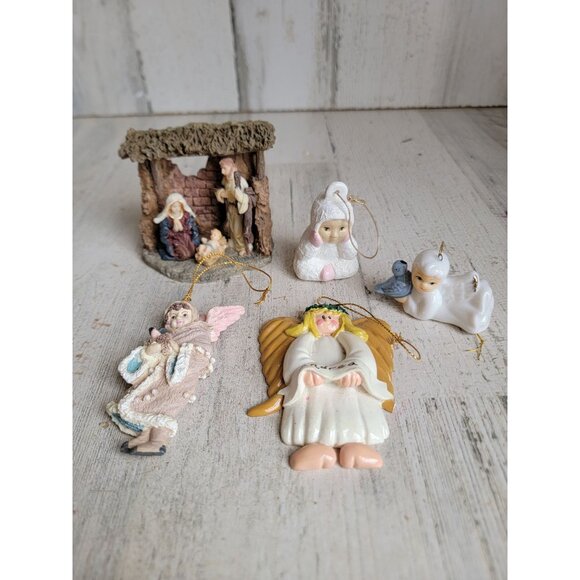 Nativity cherub angel religious ornament Xmas set figure bird - Picture 1 of 9